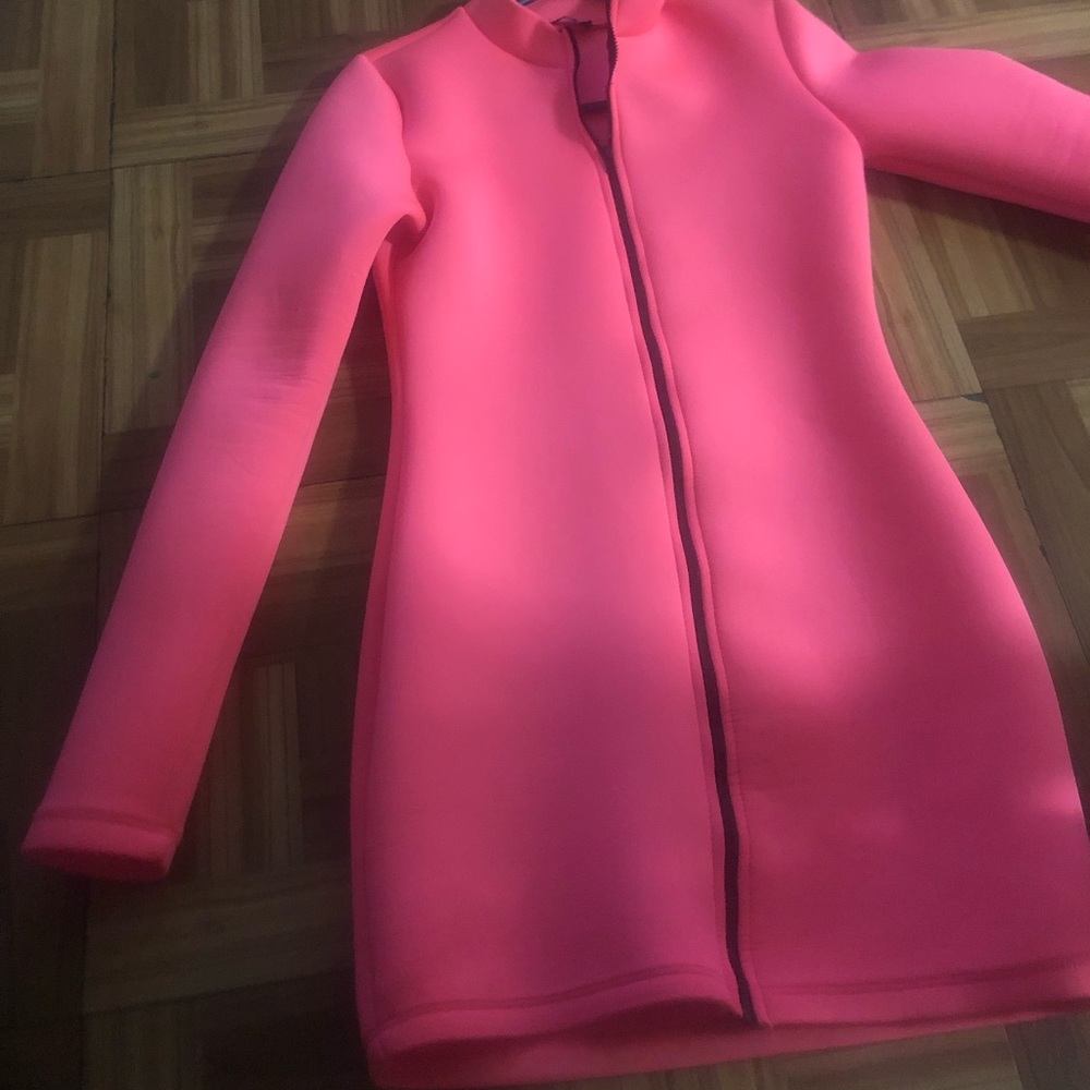 Form fitting zip up dress in front